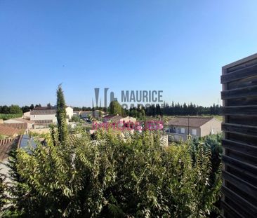 T2 au dernier étage avec terrasse, vue dégagée, cave et 1 pk - Photo 4