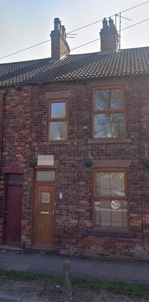 2 bedroom terraced house to rent - Photo 1