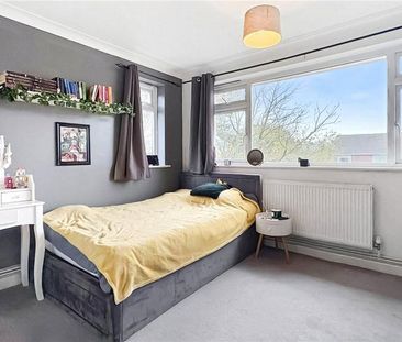 2 bedroom maisonette to rent - Photo 3