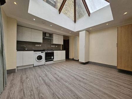 5 bedroom apartment to rent - Photo 3