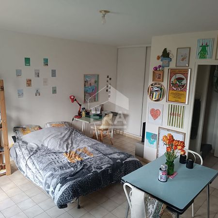 GRAND STUDIO AVEC JARDIN & PARKING - Photo 3
