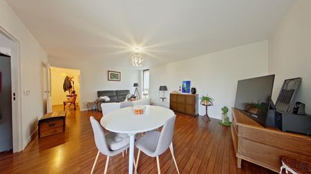 Location Appartement 4 pièces 87m² POITIERS 86000 - Photo 2