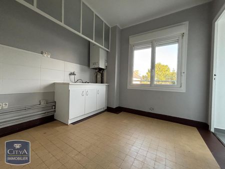 Location Appartement 3 pièces 68m² ST NAZAIRE 44600 - Photo 2