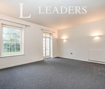 3 bedroom apartment to rent - Photo 2
