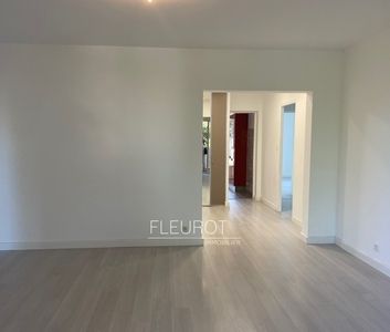 Location Appartement 4 pièces 79m² LA CIOTAT 13600 - Photo 5