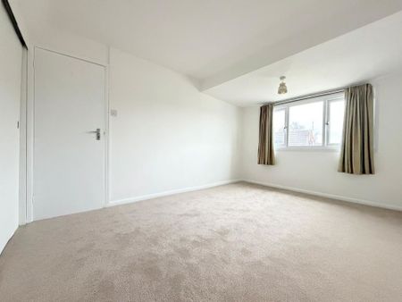 Redland Close, Gloucester - Photo 4