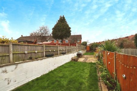 2 BED End of terrace house To rent - Photo 4