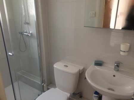 1 bedroom detached house to rent - Photo 4
