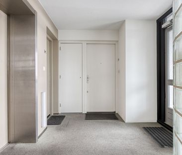 Appartement te huur: C. van Eesterenlaan 372 1019 KE Amsterdam - Foto 1