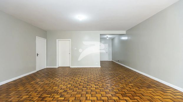 Apartamento 3 Quartos Agua Verde 184m² - Foto 1