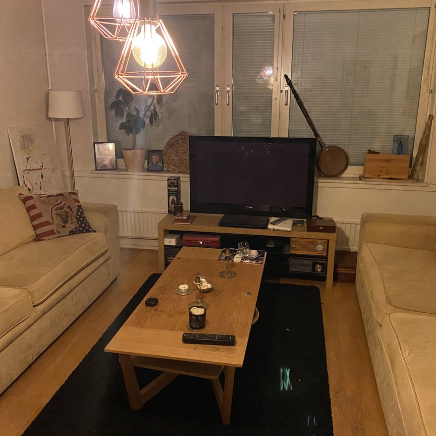 Frölunda torg, Västra Frölunda - Photo 1