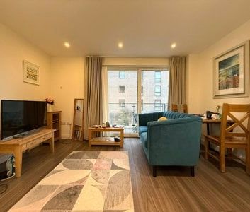 Watson House, 4 Mill Park, Cambridge, CB1 2FH - Photo 1