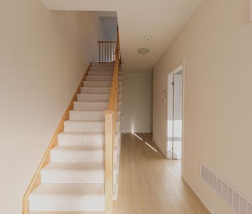 For Lease - 35 Floyd Ford Way, Markham, Ontario - Photo 2