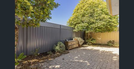 Riverside Comfort in a Relaxed Complex - 2-bedroom unit available 22 December 2025 - Photo 4