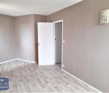 Location Appartement 3 pièces 81m² CHALON SUR SAONE 71100 - Photo 5
