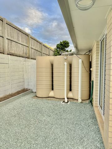 1 Bedroom Home, Available NOW!! - Photo 2