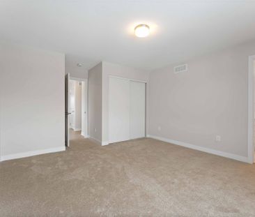 For Lease - 364 Les Emmerson Drive, Barrhaven, Ontario - Photo 1