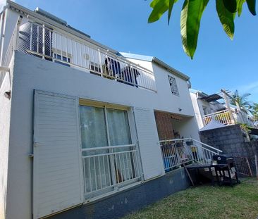 Location Maison 4 pièces 100m² LA RIVIERE 97421 - Photo 3