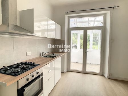 Location appartement à Brest, 2 pièces 63.74m² - Photo 3