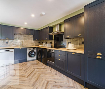 1 bedroom in a house share to rent - Photo 6