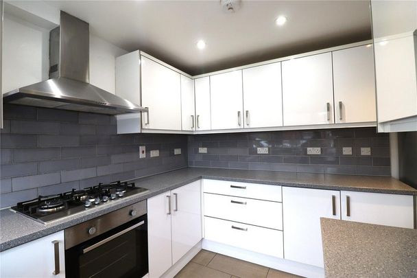 3 bedroom terraced house to rent - Photo 1