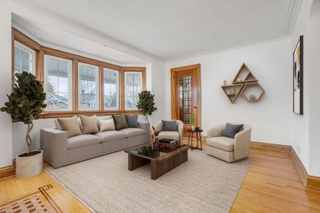 For Lease - 266 Westwood Avenue, Toronto, Ontario - Photo 2