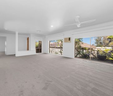 FOUR BEDROOM HOME – SPACIOUS LIVING – QUIET COURT LOCATION - Photo 4