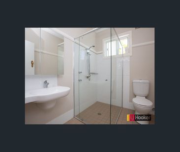 42 Peel Street, North Tamworth, NSW 2340 - Photo 4