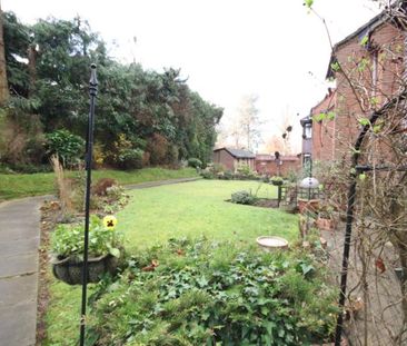 The Beeches, Horsham Road, Guildford, Surrey, GU5 0BD - Photo 5