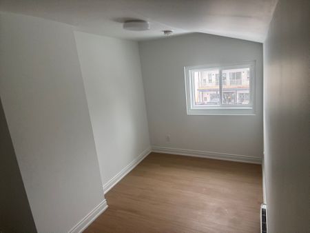 For Lease - 380 Park Street Unit# #2, Peterborough, Ontario - Photo 4