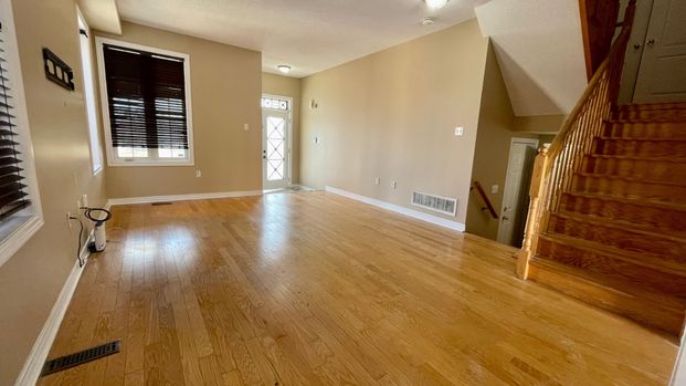 For Lease - 6 Vincent Street Unit# Upper, Brampton, Ontario - Photo 1