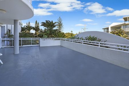 Buddina Resort style living - Photo 2