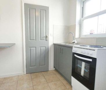 Studio Flat Victoria Road, Stoke-on-trent, Stx, ST4 - Photo 6