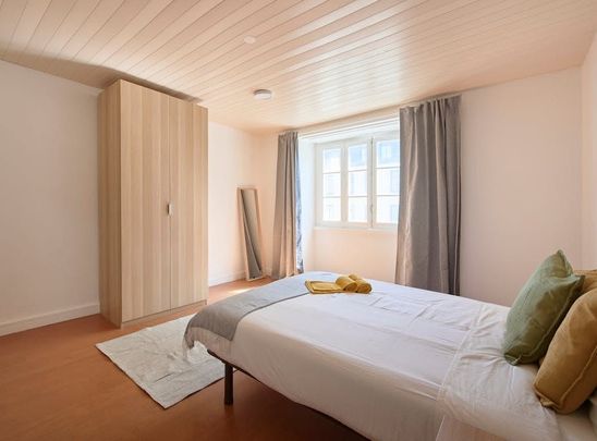 Rua Alexandre Herculano, Lisbon, Lisbon 1150-005 - Photo 1