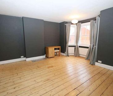 Sought-after Thames Avenue In The Heart Of Pangbourne, RG8 - Photo 2