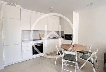 Lujoso apartamento completamente de nueva construcción