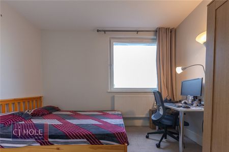 Kenham House, - Photo 2