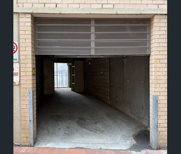 CBD Garage & Storage of 35sqm - Photo 1