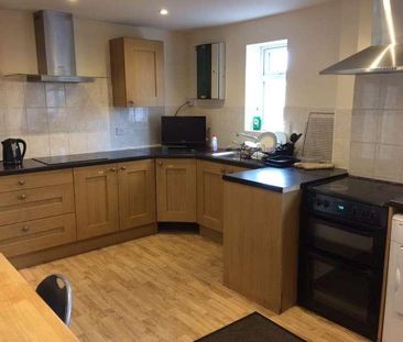 St. Johns Street, Bicester, OX26 - Photo 2