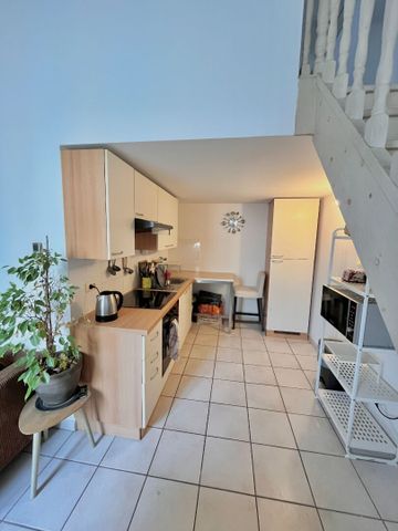 NIMES/PROCHE MUSÉE ROMANITÉ - T2 DUPLEX DE 38 M2 - CLIM REVERSIBLE , - Photo 3