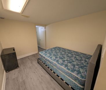 For Lease - 26 Ashglen Court, Toronto, Ontario - Photo 1