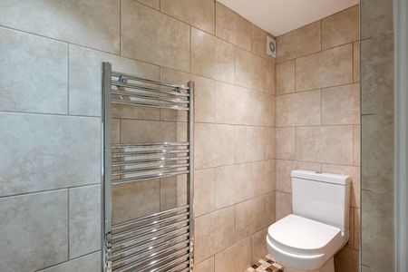 1 bedroom studio apartment to rent - Photo 5