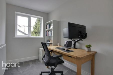 3 bedroom townhouse to rent - Photo 2