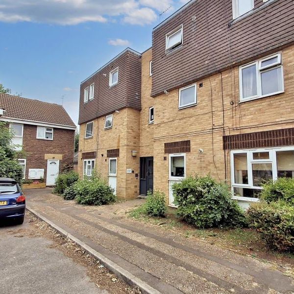 Axiom Avenue, Peterborough, PE3 - Photo 1