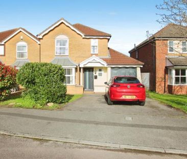 A 4 bedroom detached house in central Bradley Stoke. In very sought... - Photo 6