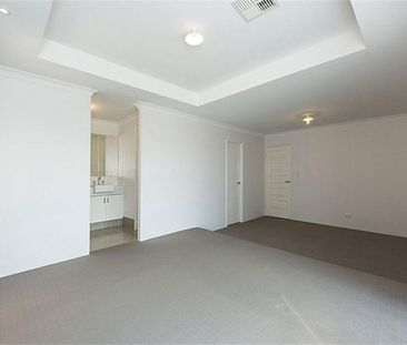 Perfect Family Home - that ticks all the boxes! - Photo 3