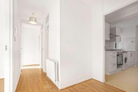 Hackney Downs Park, London, N16 - Photo 5