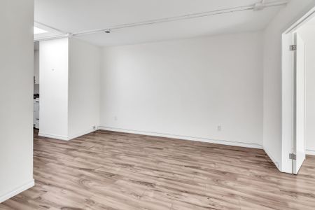 For Lease - 821A Bloor Street Unit# Apt. 3, Toronto, Ontario - Photo 3