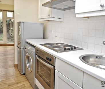 Studio to rent - Photo 6