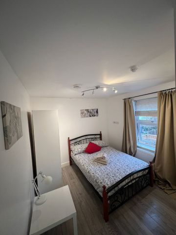 1 Bed Flat, Morrish Road, SW2 - Photo 4